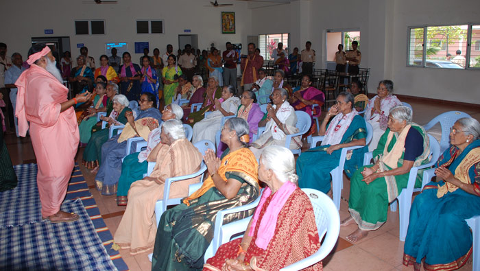 Sri swamiji at Amma Vodi